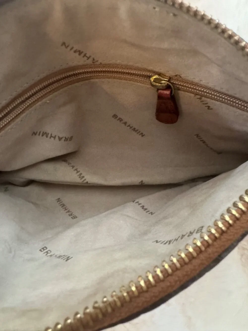 Brahmin Dany Toiletry and Cosmetic Leather Bag Pouch Melbourne Zipper